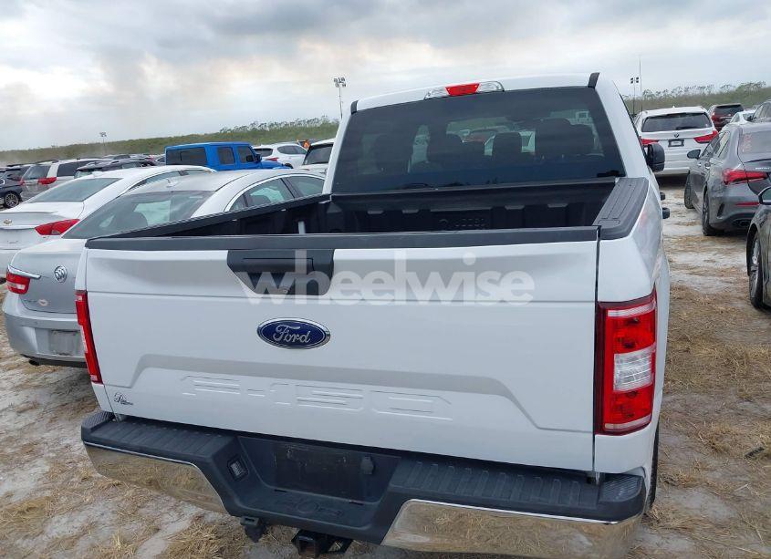 Photo 15 of 2018 Ford F-150 XLT (VIN 1FTEW1C52JFB30300)