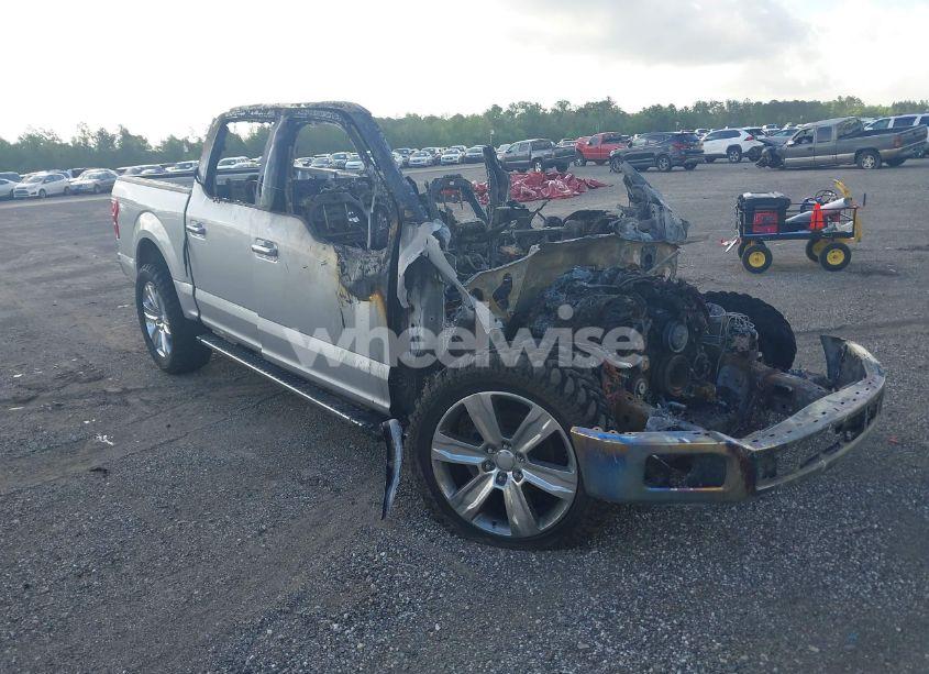 2018 Ford F-150 XLT (VIN 1FTEW1C52JFC93030) main photo