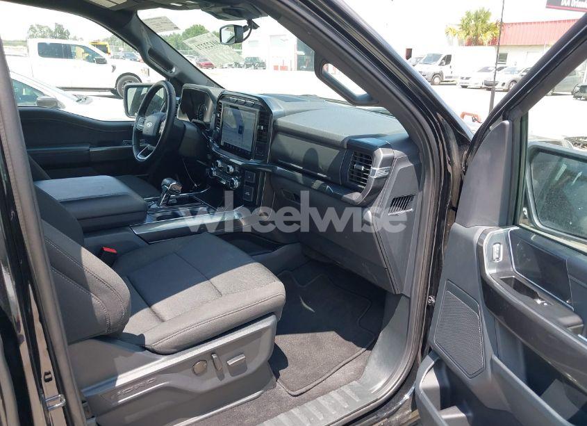 Photo 5 of 2023 Ford F-150 XLT (VIN 1FTEW1C52PFC08339)