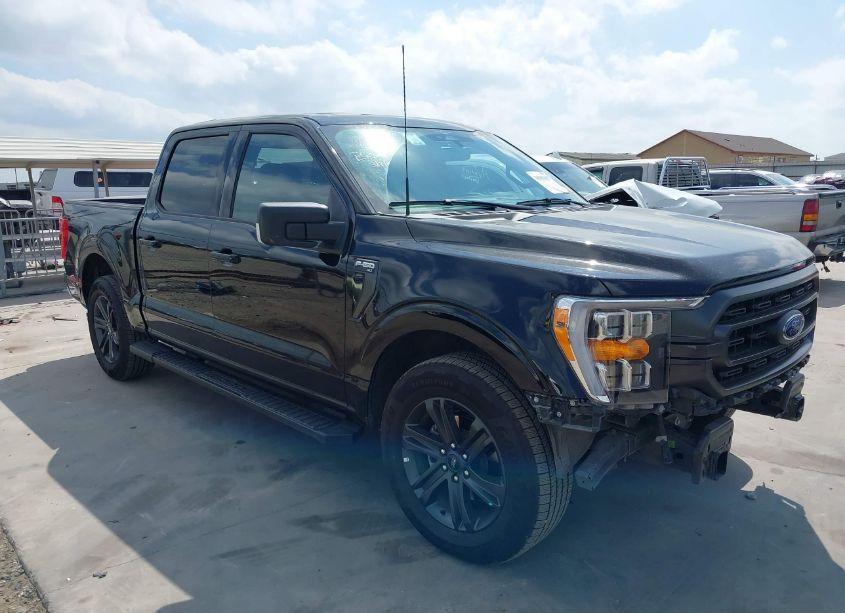2023 Ford F-150 XLT (VIN 1FTEW1C52PFC27554) main photo