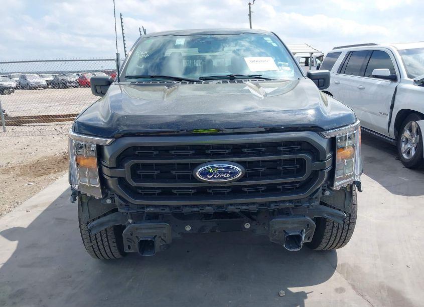 Photo 13 of 2023 Ford F-150 XLT (VIN 1FTEW1C52PFC27554)