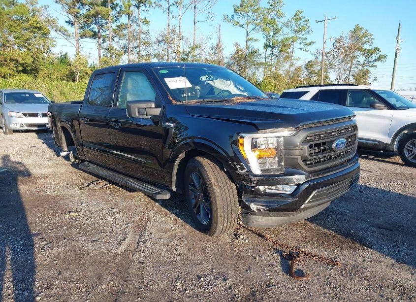 2023 Ford F-150 XLT (VIN 1FTEW1C52PFC56875) main photo
