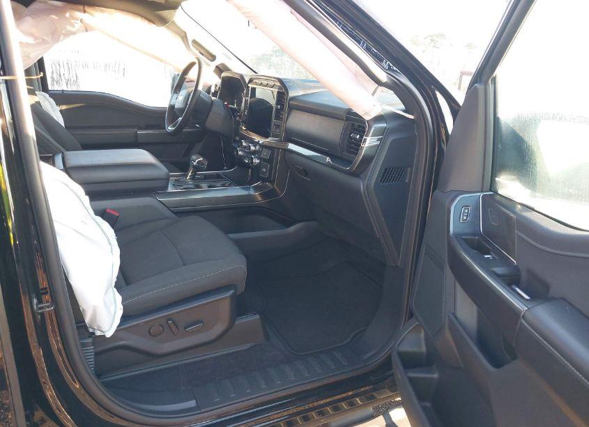 Photo 5 of 2023 Ford F-150 XLT (VIN 1FTEW1C52PFC56875)