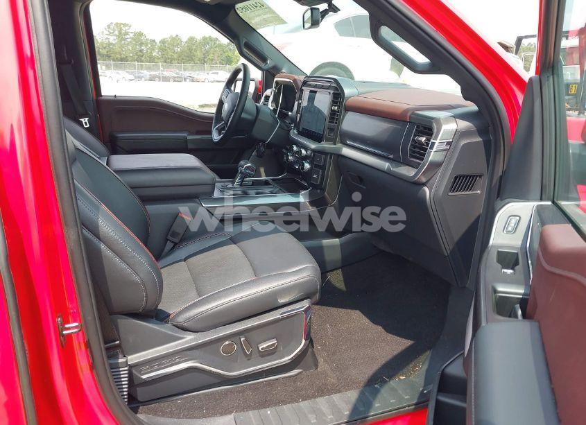 Photo 5 of 2023 Ford F-150 LARIAT (VIN 1FTEW1C52PKD05161)