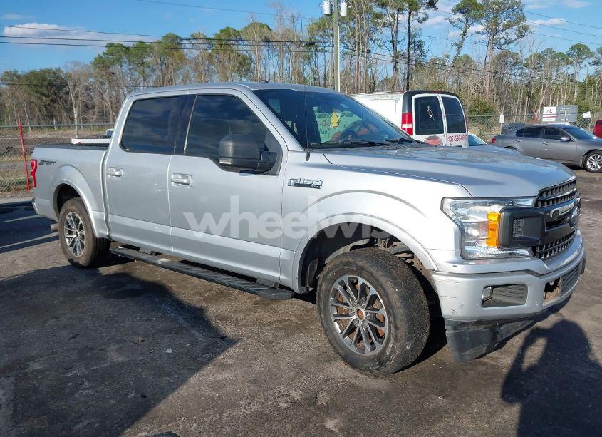 2018 Ford F-150 XLT (VIN 1FTEW1C53JFE73911) main photo