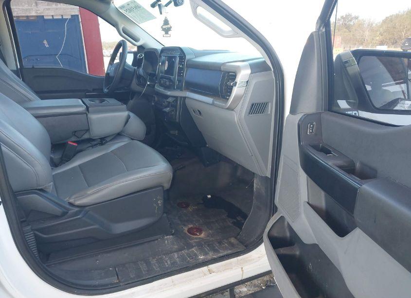Photo 5 of 2021 Ford F-150 XL (VIN 1FTEW1C54MFA54602)