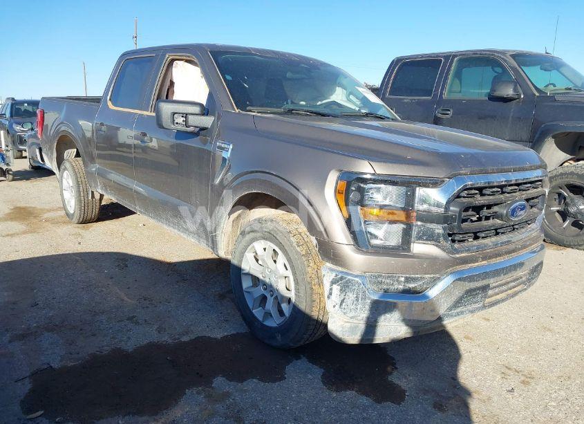 2023 Ford F-150 XLT (VIN 1FTEW1C54PFB70953) main photo