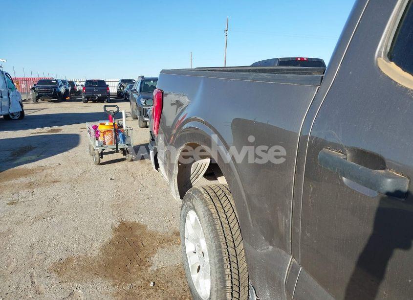 Photo 17 of 2023 Ford F-150 XLT (VIN 1FTEW1C54PFB70953)