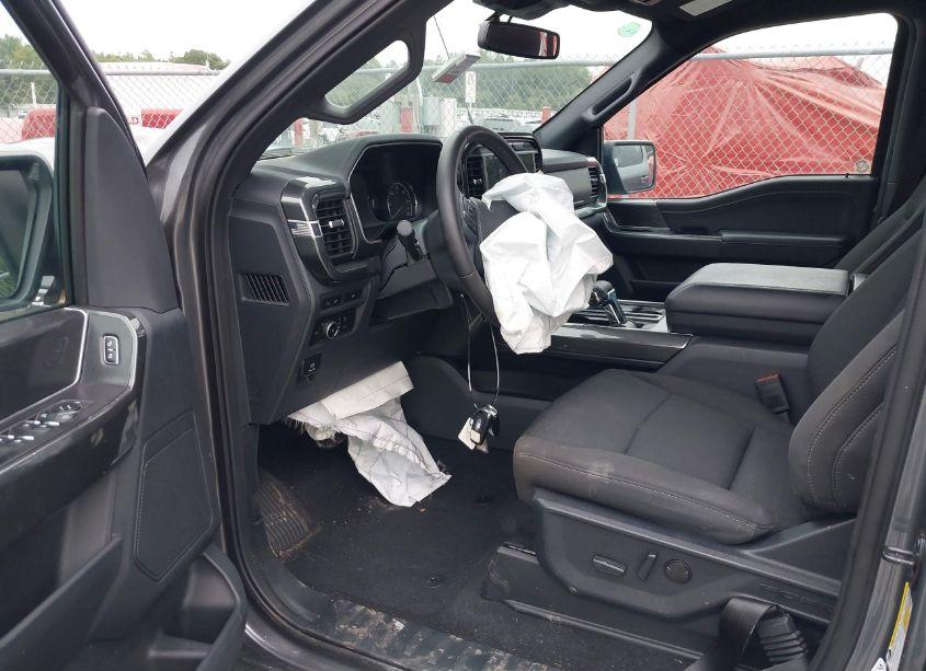 Photo 5 of 2023 Ford F-150 XLT (VIN 1FTEW1C55PFB84280)