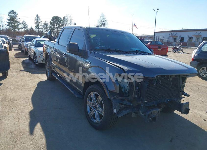 2018 Ford F-150 XLT (VIN 1FTEW1C56JKG06037) main photo