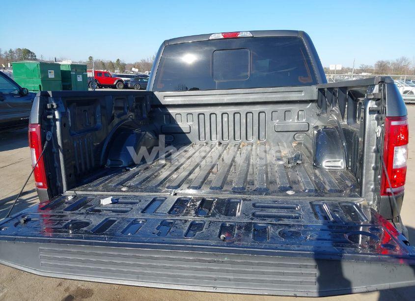Photo 19 of 2018 Ford F-150 XLT (VIN 1FTEW1C56JKG06037)