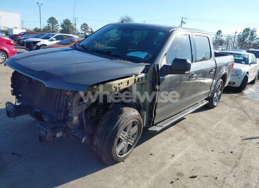 Photo 2 of 2018 Ford F-150 XLT (VIN 1FTEW1C56JKG06037)