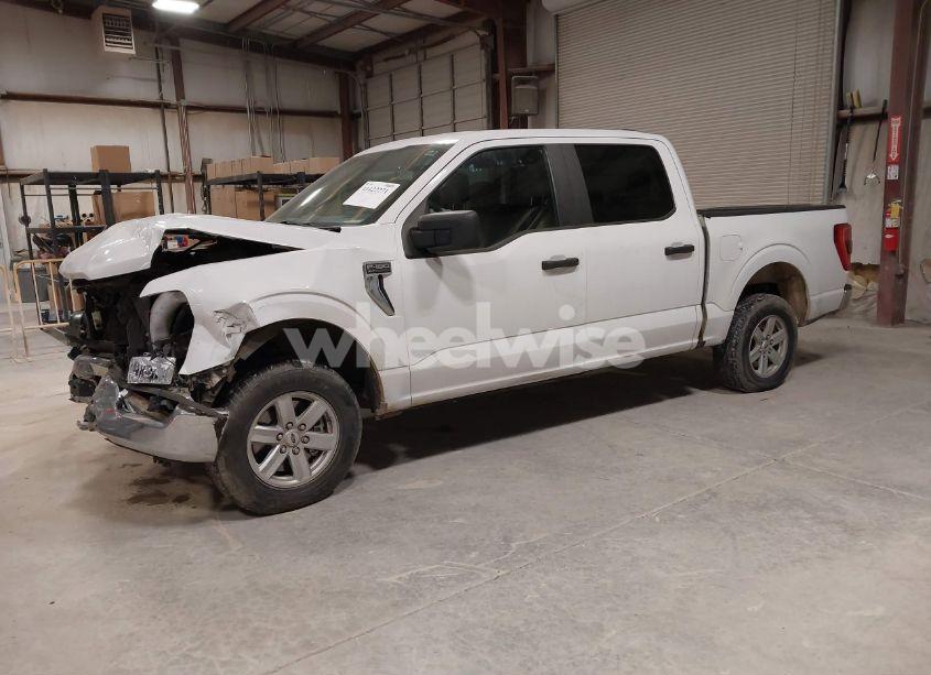 Photo 2 of 2021 Ford F-150 XLT (VIN 1FTEW1C56MKD10147)