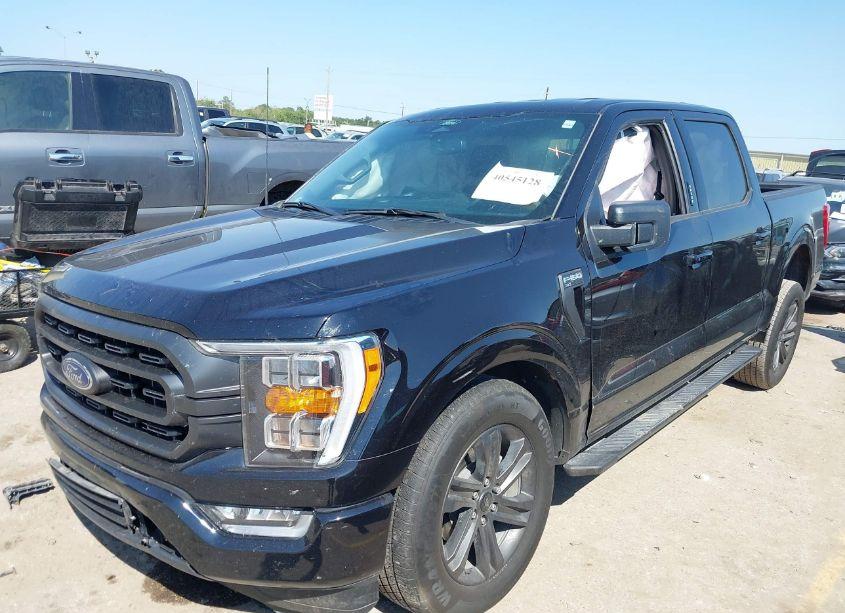 Photo 2 of 2022 Ford F-150 XLT (VIN 1FTEW1C57NKF22007)