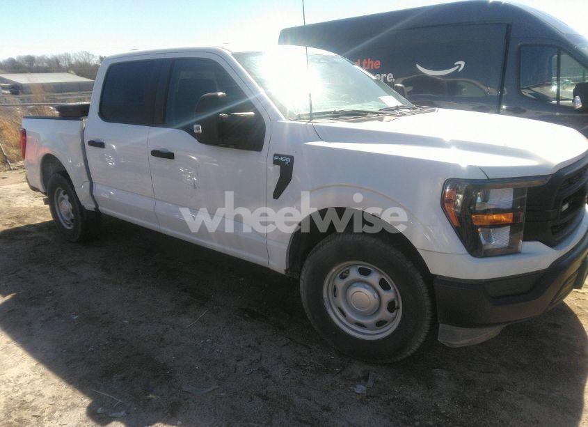 2023 Ford F-150 XL (VIN 1FTEW1C57PKE10438) main photo