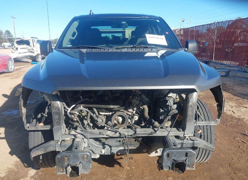 Photo 13 of 2018 Ford F-150 XLT (VIN 1FTEW1C58JKE57520)