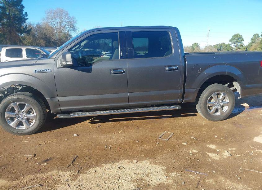 Photo 15 of 2018 Ford F-150 XLT (VIN 1FTEW1C58JKE57520)