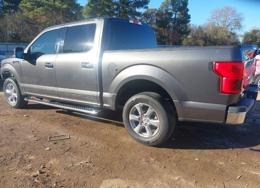 Photo 3 of 2018 Ford F-150 XLT (VIN 1FTEW1C58JKE57520)