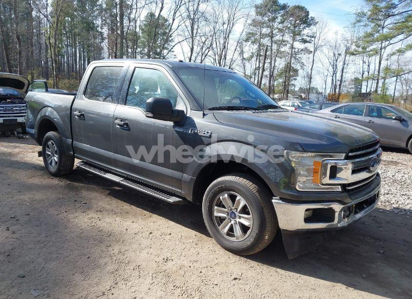 2018 Ford F-150 XLT (VIN 1FTEW1C5XJFA72582) main photo