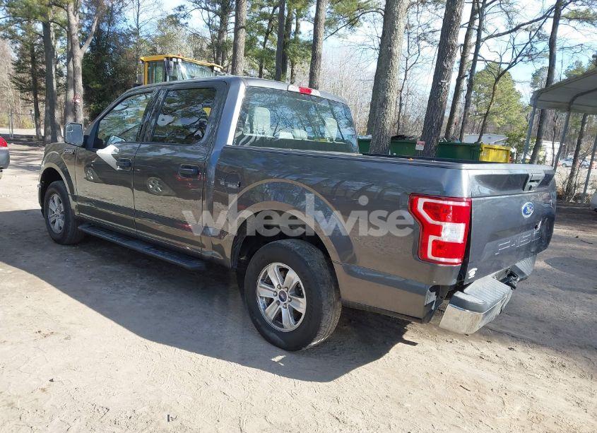 Photo 3 of 2018 Ford F-150 XLT (VIN 1FTEW1C5XJFA72582)