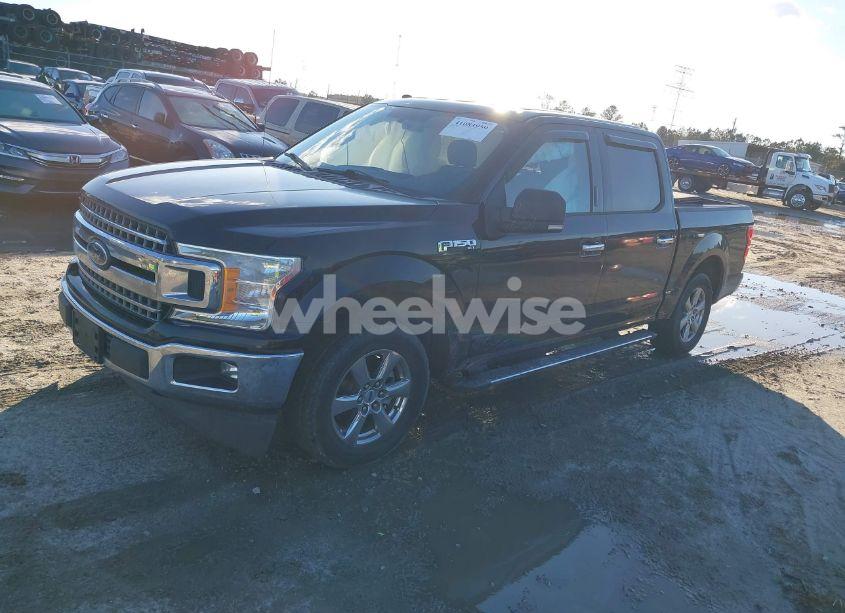 Photo 2 of 2018 Ford F-150 XLT (VIN 1FTEW1C5XJFD24752)