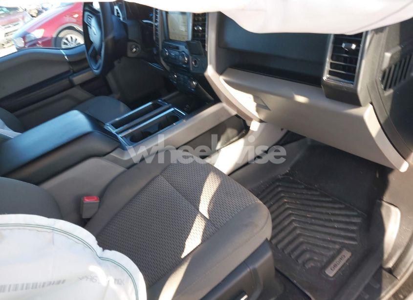 Photo 5 of 2018 Ford F-150 XLT (VIN 1FTEW1C5XJFD24752)