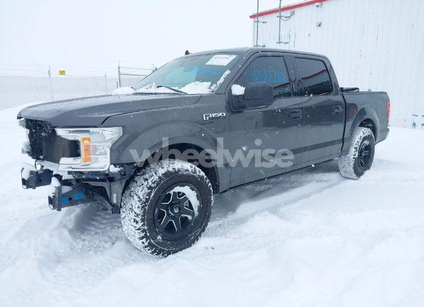 Photo 2 of 2019 Ford F-150 XLT (VIN 1FTEW1C5XKKC41167)