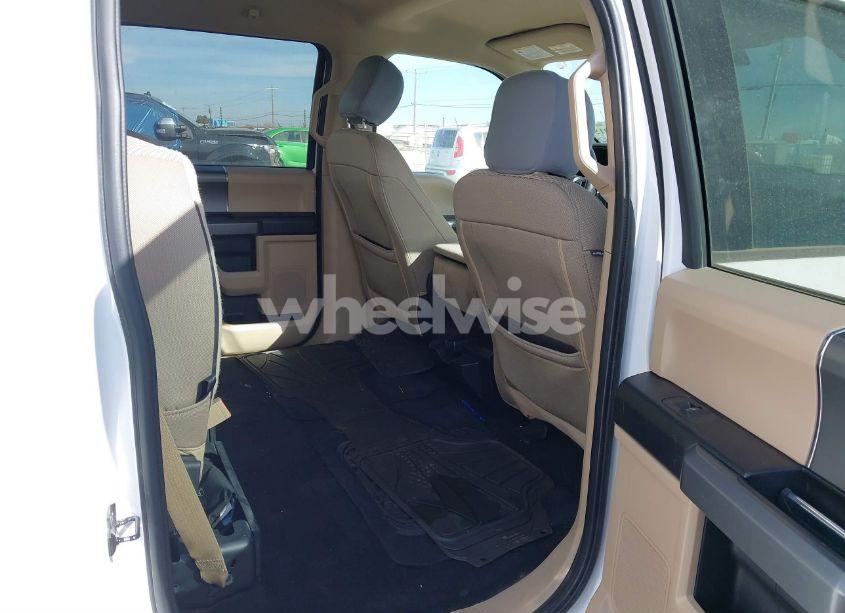 Photo 8 of 2019 Ford F-150 XLT (VIN 1FTEW1C5XKKD49563)