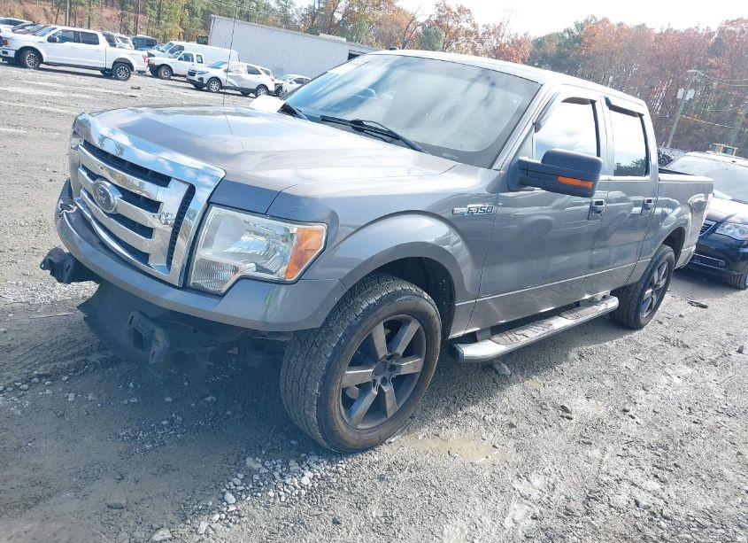 Photo 2 of 2010 Ford F-150 FX2 SPORT/XL/XLT (VIN 1FTEW1C81AFA81827)