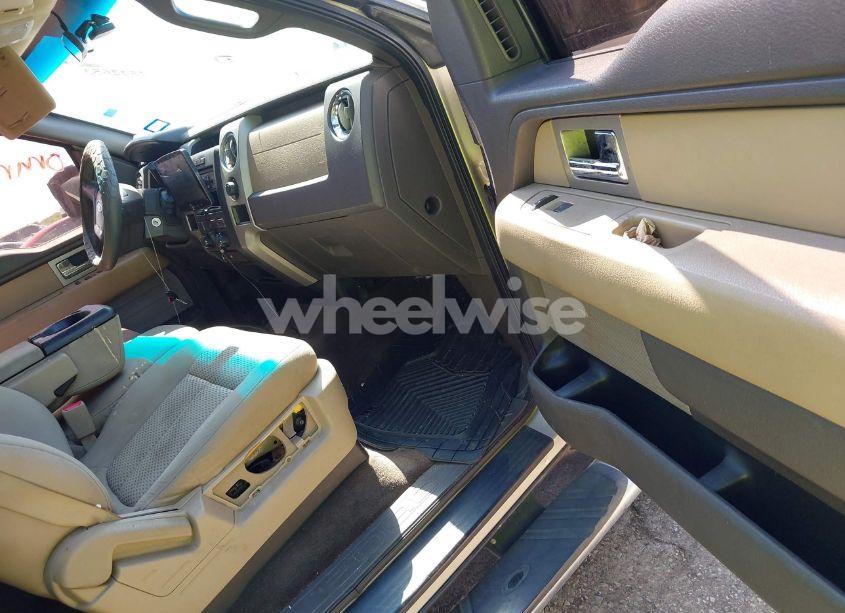 Photo 5 of 2010 Ford F-150 XLT (VIN 1FTEW1C81AFD72814)