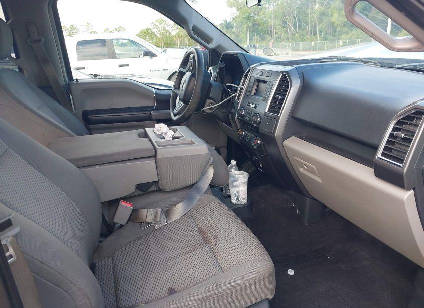 Photo 5 of 2016 Ford F-150 XLT (VIN 1FTEW1C81GKF76335)