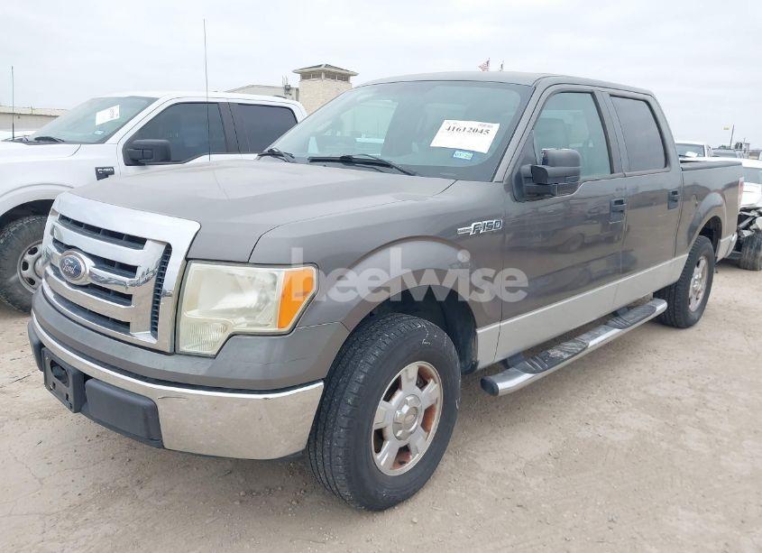 Photo 2 of 2010 Ford F-150 FX2 SPORT/XL/XLT (VIN 1FTEW1C82AFA56645)