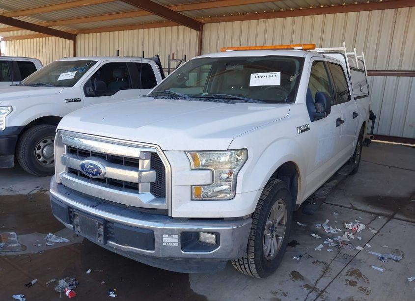 Photo 2 of 2016 Ford F-150 XLT (VIN 1FTEW1C82GKD42351)