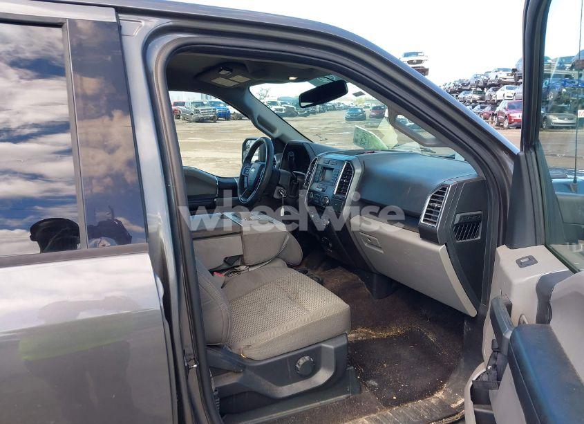 Photo 5 of 2016 Ford F-150 XLT (VIN 1FTEW1C82GKD79755)