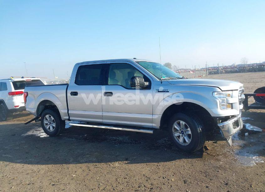 Photo 13 of 2017 Ford F-150 XLT (VIN 1FTEW1C82HFB34884)