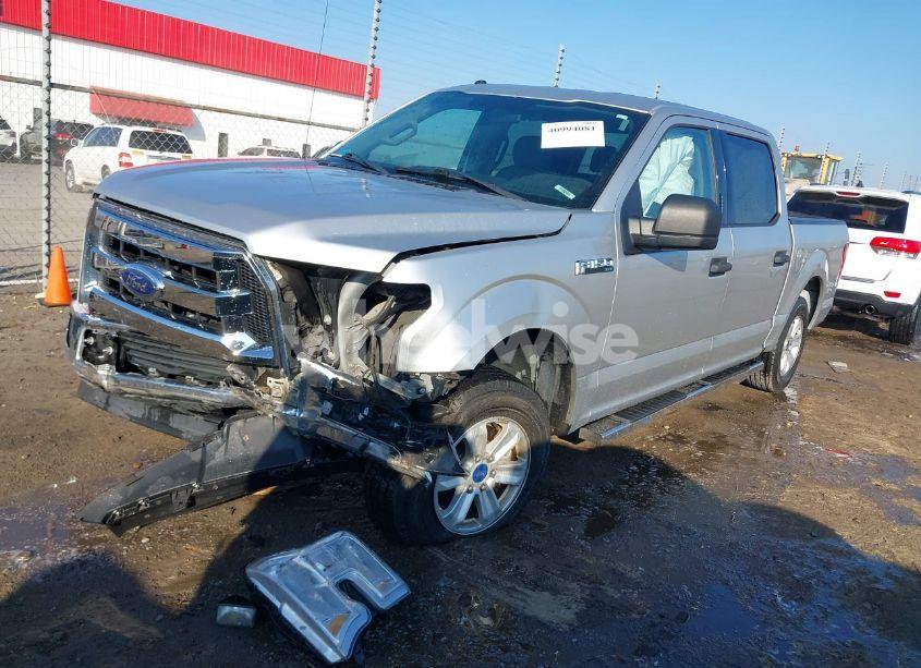 Photo 2 of 2017 Ford F-150 XLT (VIN 1FTEW1C82HFB34884)