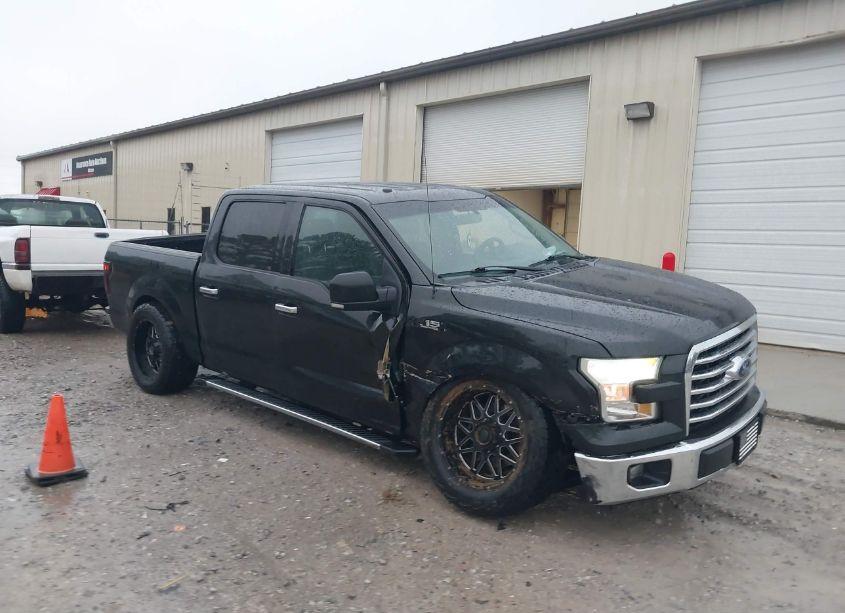 2015 Ford F-150 XLT (VIN 1FTEW1C84FKE24418) main photo