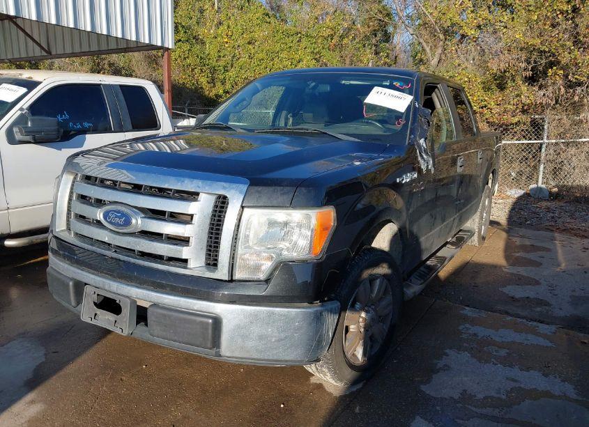 Photo 2 of 2010 Ford F-150 FX2 SPORT/XL/XLT (VIN 1FTEW1C85AFB90324)