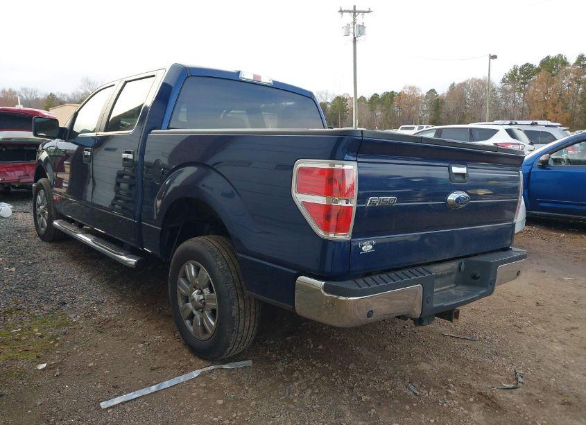 Photo 3 of 2010 Ford F-150 XLT (VIN 1FTEW1C85AFD61637)