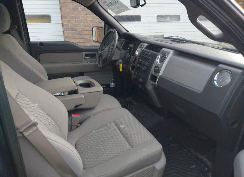 Photo 5 of 2010 Ford F-150 XLT (VIN 1FTEW1C85AFD61637)