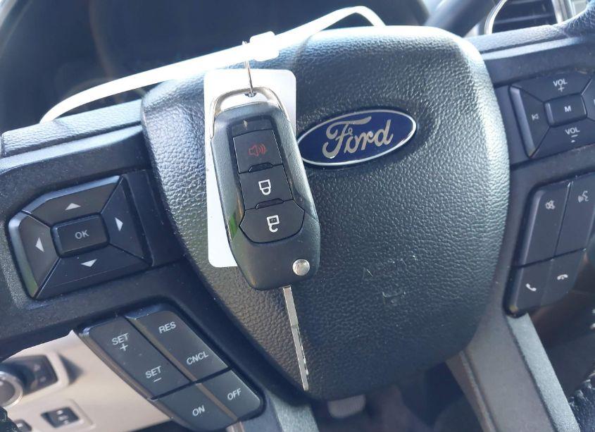 Photo 11 of 2016 Ford F-150 XLT (VIN 1FTEW1C85GKF34444)