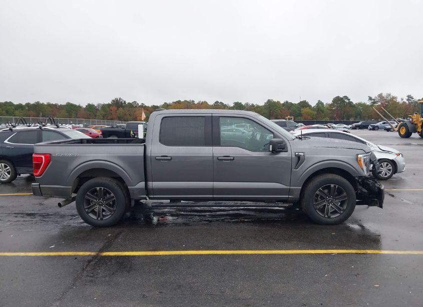Photo 13 of 2021 Ford F-150 XLT (VIN 1FTEW1C85MFB75780)