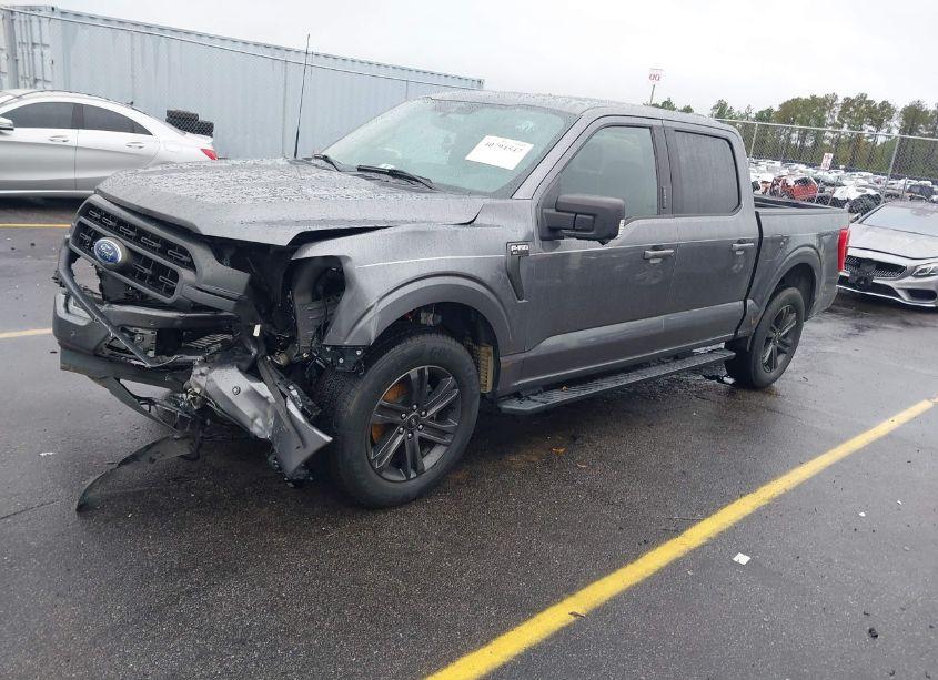 Photo 2 of 2021 Ford F-150 XLT (VIN 1FTEW1C85MFB75780)