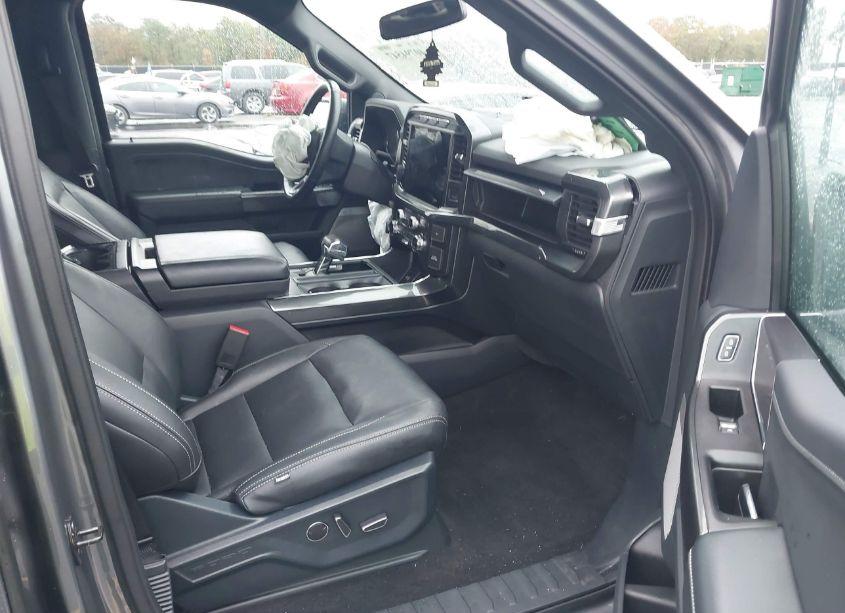 Photo 5 of 2021 Ford F-150 XLT (VIN 1FTEW1C85MFB75780)