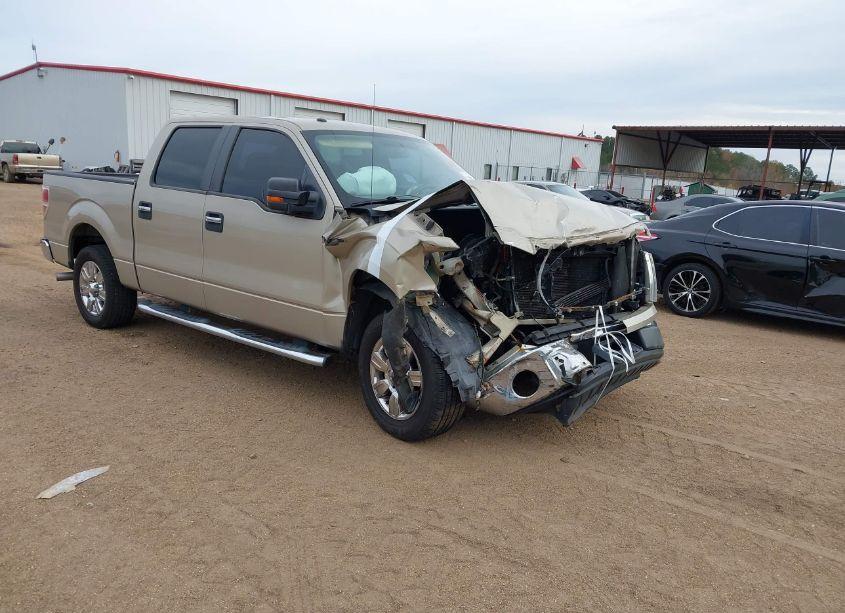 2010 Ford F-150 FX2 SPORT/XL/XLT (VIN 1FTEW1C86AKE47224) main photo