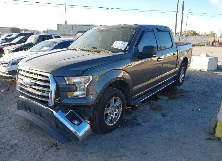Photo 2 of 2016 Ford F-150 XLT (VIN 1FTEW1C86GKE09016)