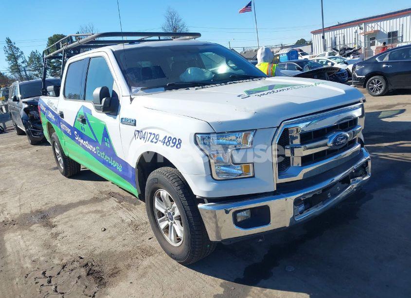 2017 Ford F-150 XLT (VIN 1FTEW1C86HKC65601) main photo