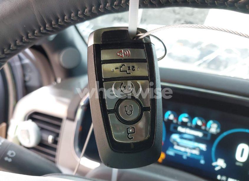 Photo 11 of 2023 Ford F-150 LARIAT (VIN 1FTEW1C86PFA01320)