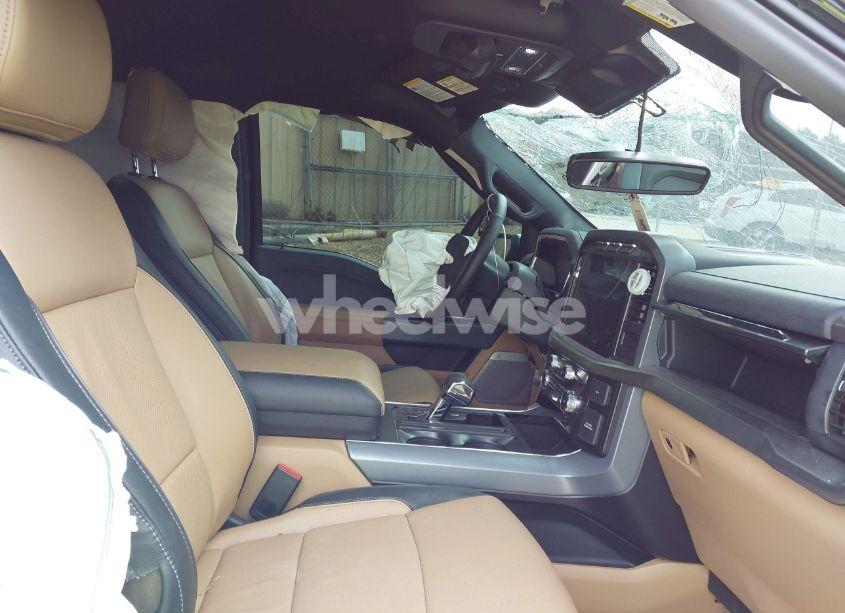 Photo 5 of 2023 Ford F-150 LARIAT (VIN 1FTEW1C86PFA01320)