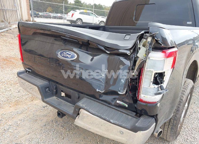 Photo 6 of 2023 Ford F-150 LARIAT (VIN 1FTEW1C86PFA01320)